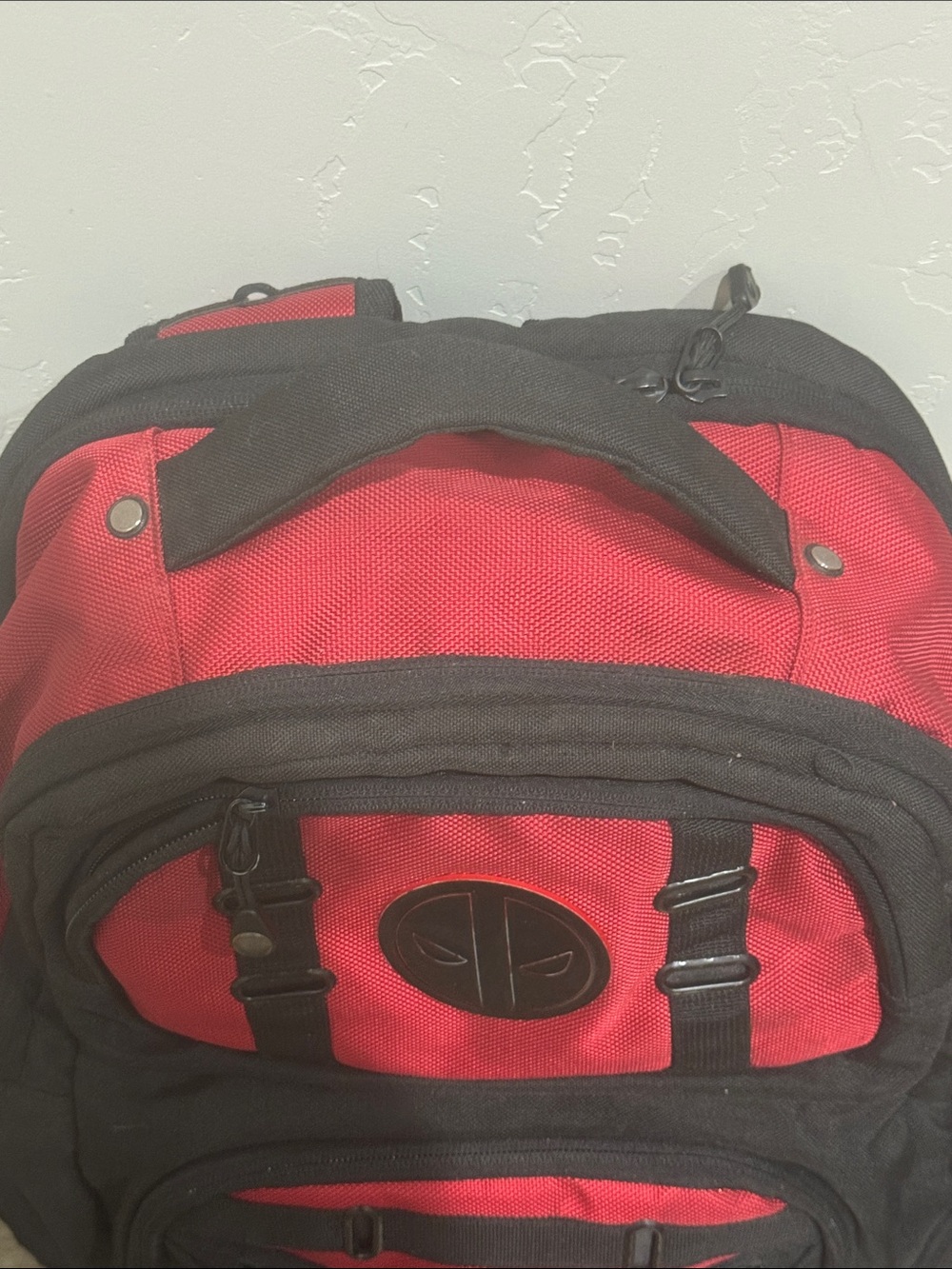 Deadpool Backpack - Picture 6 of 11